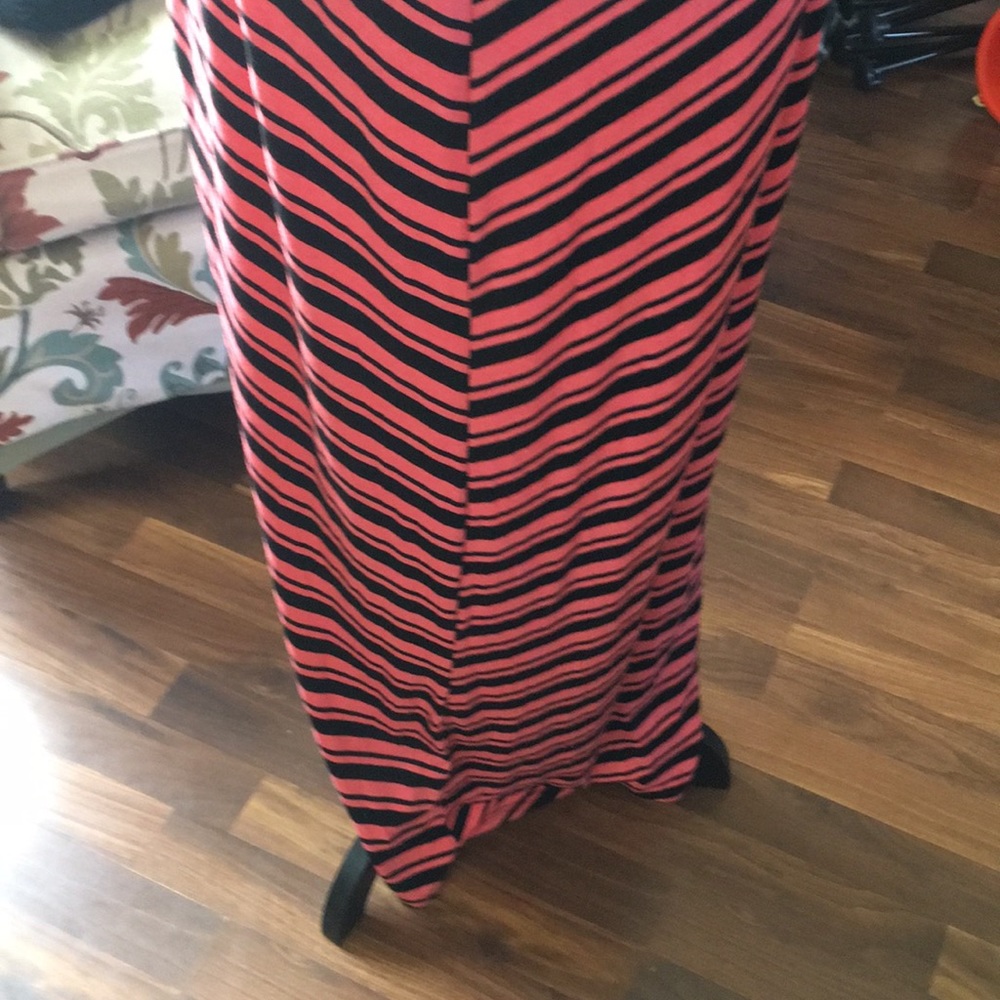 Dress - Picture 5 of 5